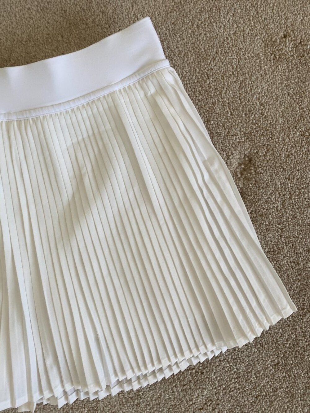 Lululemon Varsity RePleat High-Rise Pleated Skirt - Picture 2 of 4